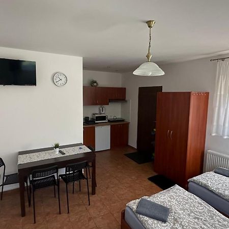 Apartamento Adusiówka Stronie Śląskie Exterior foto
